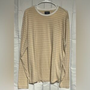 Abercrombie and Fitch long sleeve​